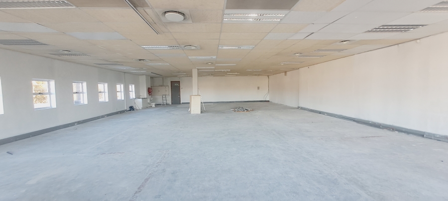 To Let commercial Property for Rent in Bo Oakdale Western Cape